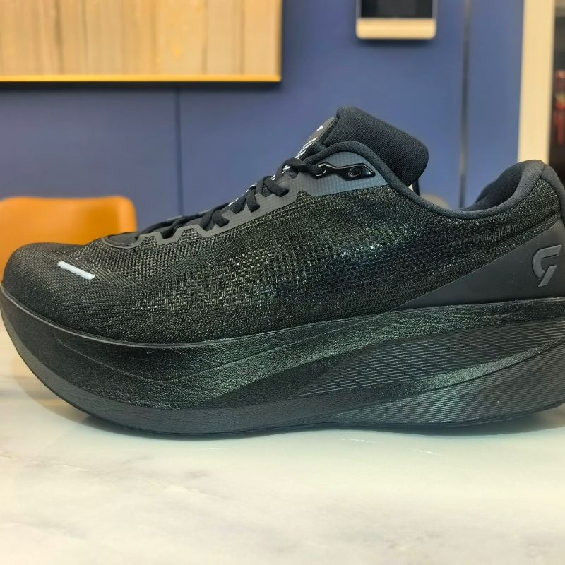 DYNAFISH Running Shoes For Men - огляд і ціна Women'S Shoes Vs Men'S Size